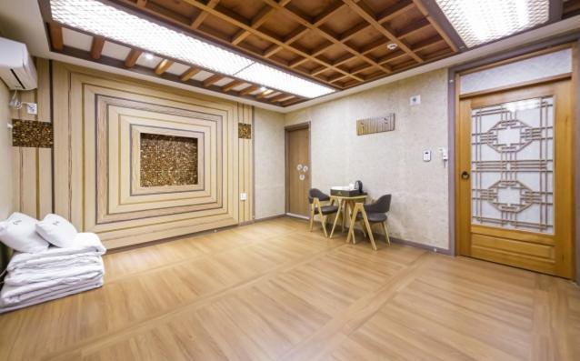 Jeonju Hanok Hotel Kung מראה חיצוני תמונה