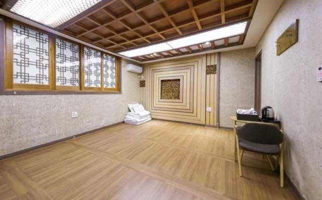 Jeonju Hanok Hotel Kung מראה חיצוני תמונה
