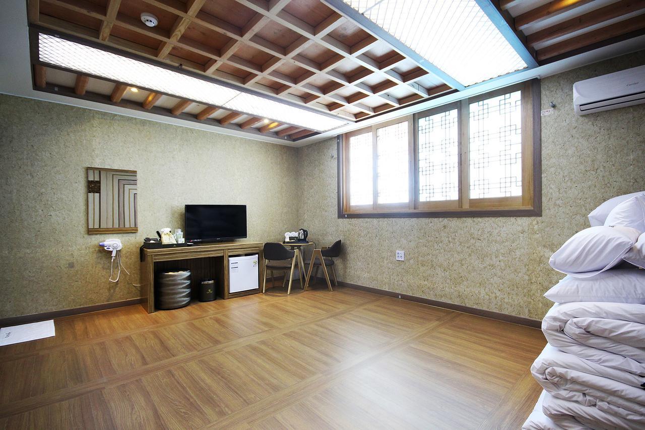 Jeonju Hanok Hotel Kung מראה חיצוני תמונה